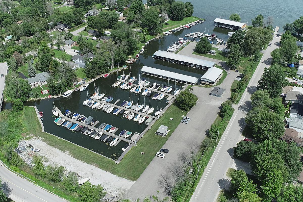 Kontiki Marina on Lake Simcoe
